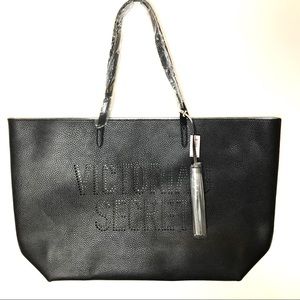 NEW Victoria's Secret tassel tote bag